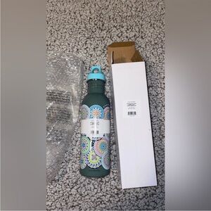 NWT Vera Bradley sports bottle stainless steel 25oz